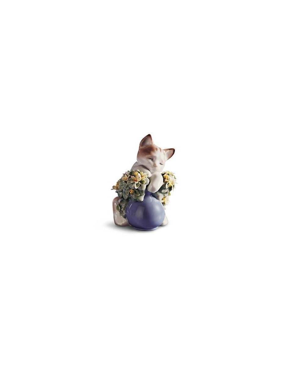 Lladro Dreamy Kitten Figurine - TicTacArea.com