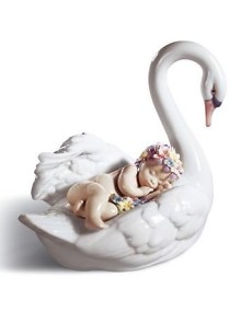 Lladro Drifting Through Dreamland - TicTacArea