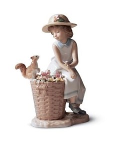 Lladro 01006825 BONJOUR, PETIT ECUREUIL - TicTacArea