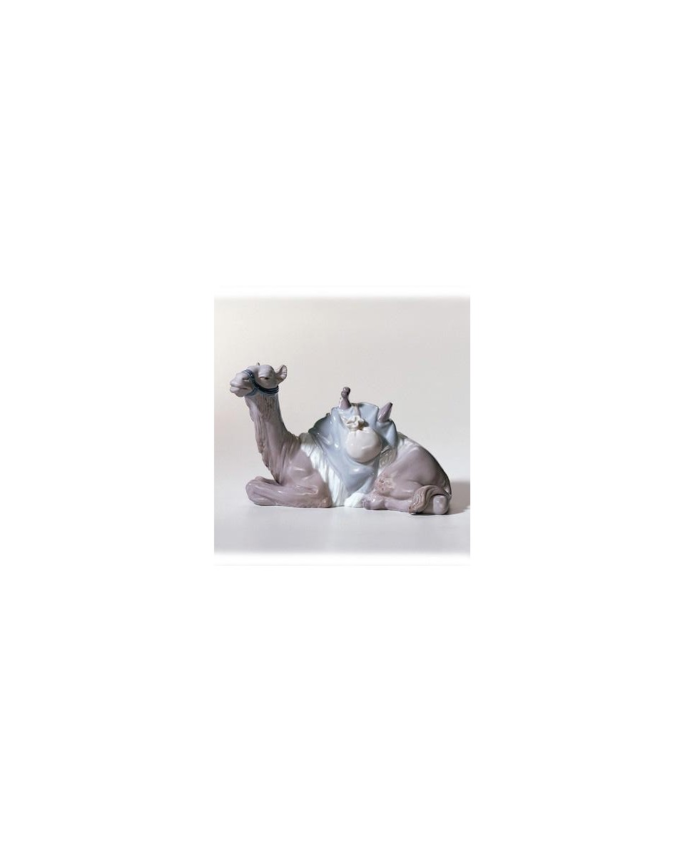 Lladro 01006944 CAMEL: elegância em porcelana