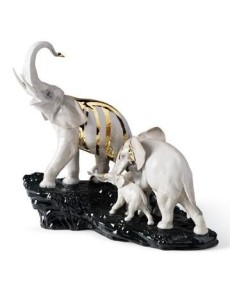 Lladro Celebration Elephants: Exquisite Black Rock Sculpture