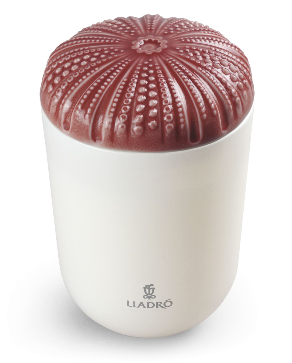 Echoes of N. candle-Mediterranean Beach Lladró Porcelain