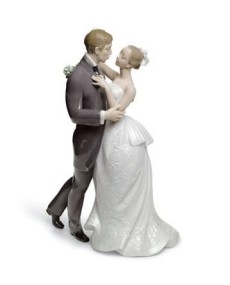 Lladro Lovers' Waltz Figurine - TicTacArea.com