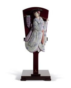 "Lladro 01008548 FUJI MUSUME - Exquisite Porcelain Figurine"