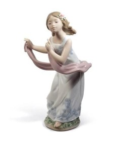 Lladro 01008585 PIACEVOLE BREZZA: eleganza e raffinatezza