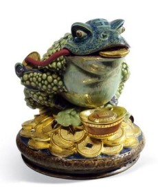 Lladro Hoptoad Figurine - TicTacArea.com