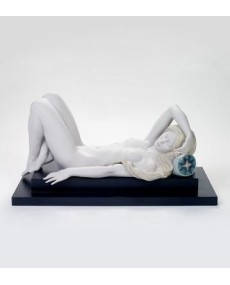 Lladro DESNUDO RECOSTADO - TicTacArea.com