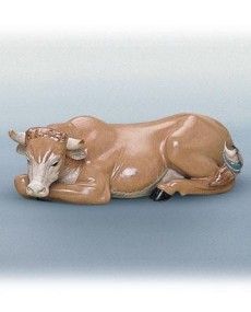 Lladro 01012281 BOEUF: Exquisite Porcelain Sculpture