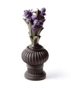 Lladro 01012543 Pot de Fleur Iris Enfant Samoura on TicTacArea