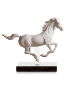 Lladro Gallop I Figurine - TicTacArea.com