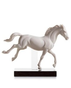 Lladro Gallop II: Elegância em Porcelana